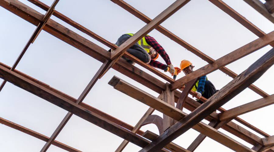 Expert new roof installation services in Manitowoc, WI